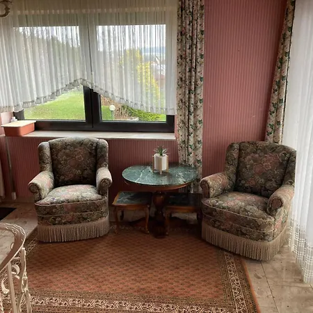 Alloggio in famiglia Wohngemeinschaft Mit 3 Privaten Zimmern, Jedes 2 Betten Homberg (Schwalm-Eder)