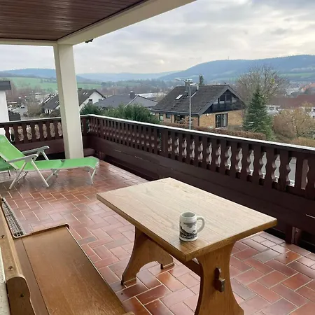 Alloggio in famiglia Wohngemeinschaft Mit 3 Privaten Zimmern, Jedes 2 Betten